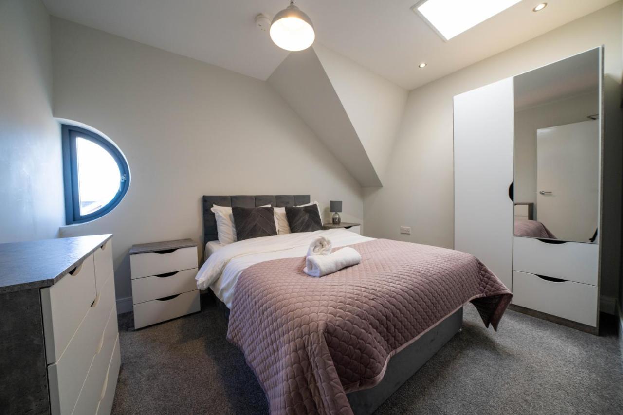 Three Bed Apartment Sleeps 5 In Botanic Belfast Exteriér fotografie