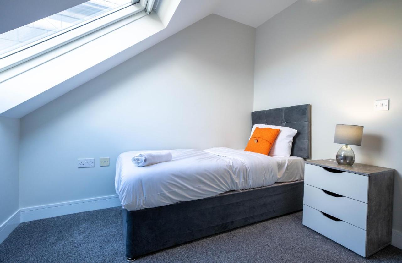 Three Bed Apartment Sleeps 5 In Botanic Belfast Exteriér fotografie